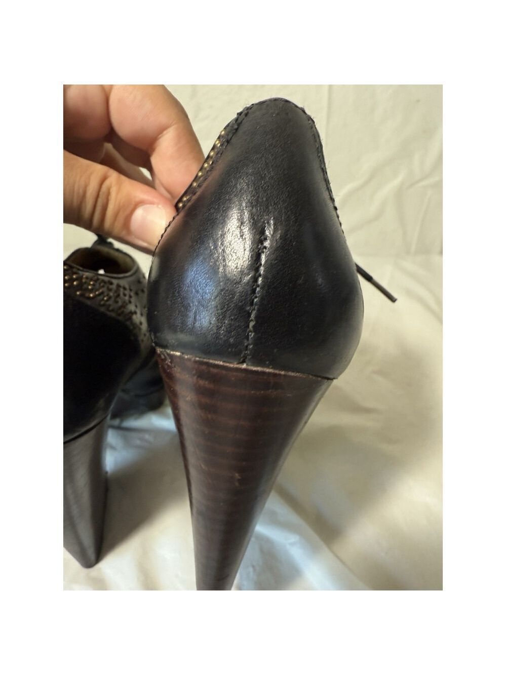 Frye Black Leather Studs Open Toe Chelsea Ankle Booties Size 8M - Picture 11 of 15